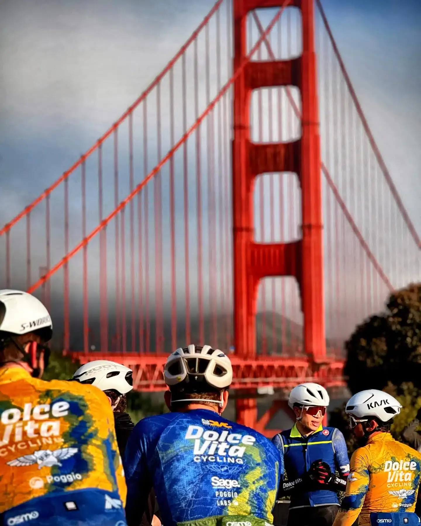 [ Sabado de Cuento ]
#pinkpuffinbicycles 
•
•
•

Thanks to all who came out to our sponsor team ride, We hope y’all had fun, it is a great way to support our sponsors and at the same time get to know your teamates, and of course to have fun. Thank you @zac.ooi  for leading the ride.

We are capable of Z2 🤥😆😆

@sportful @sfitalianathleticclub @equatorcoffees @poggio_labs @achieveptc @pinkpuffinbicycles @osmonutrition @jkbrkb  #onewealthadvisors #ncnca