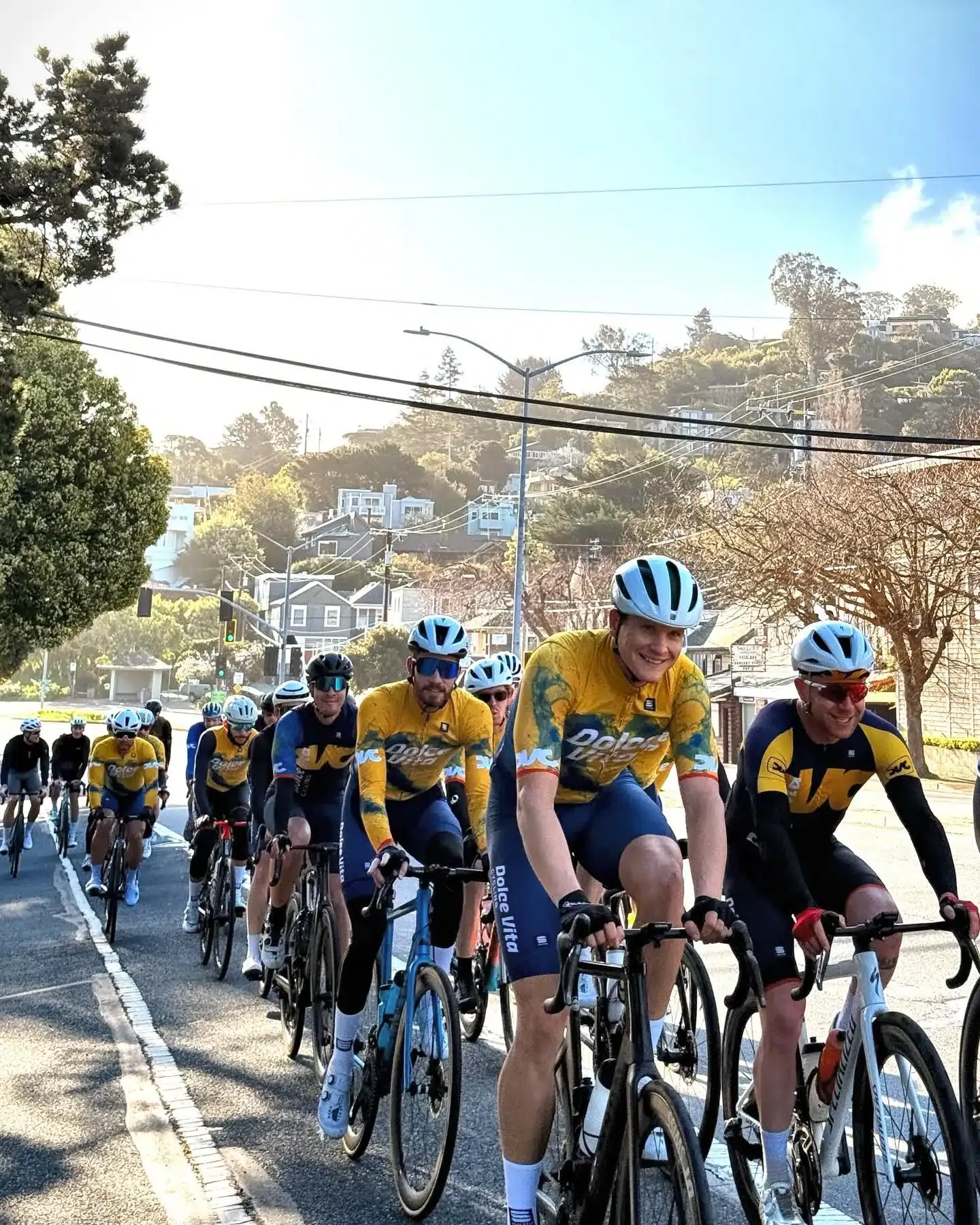 [ Sabado de Cuento ]
#pinkpuffinbicycles 
•
•
•

Thanks to all who came out to our sponsor team ride, We hope y’all had fun, it is a great way to support our sponsors and at the same time get to know your teamates, and of course to have fun. Thank you @zac.ooi  for leading the ride.

We are capable of Z2 🤥😆😆

@sportful @sfitalianathleticclub @equatorcoffees @poggio_labs @achieveptc @pinkpuffinbicycles @osmonutrition @jkbrkb  #onewealthadvisors #ncnca